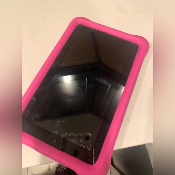 Amazon Fire & accessories or use as kindle - Picture 4 of 4